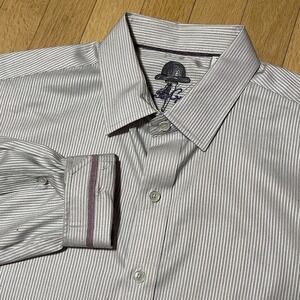 Robert Graham Shirt Mens Medium Classic Fit Flip Cuff Striped Button Up Preppy